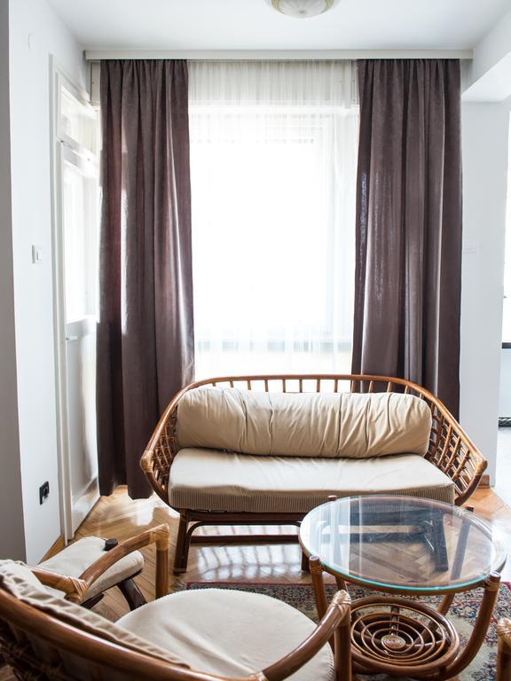 Apartment Marshall Resavska Belgrad Rum bild